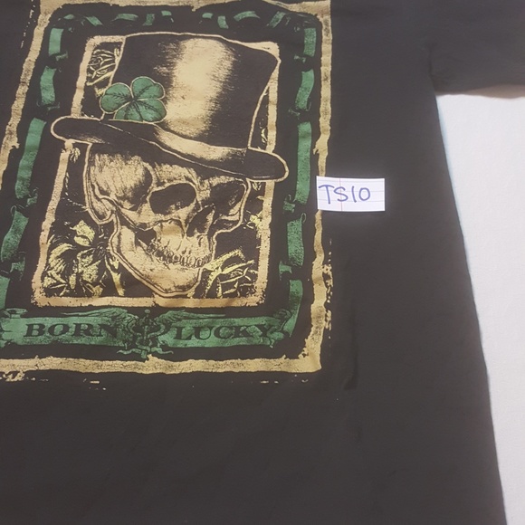 Ireland, Born Lucky, Skull with Top Hat T-Shirt - Picture 6 of 7
